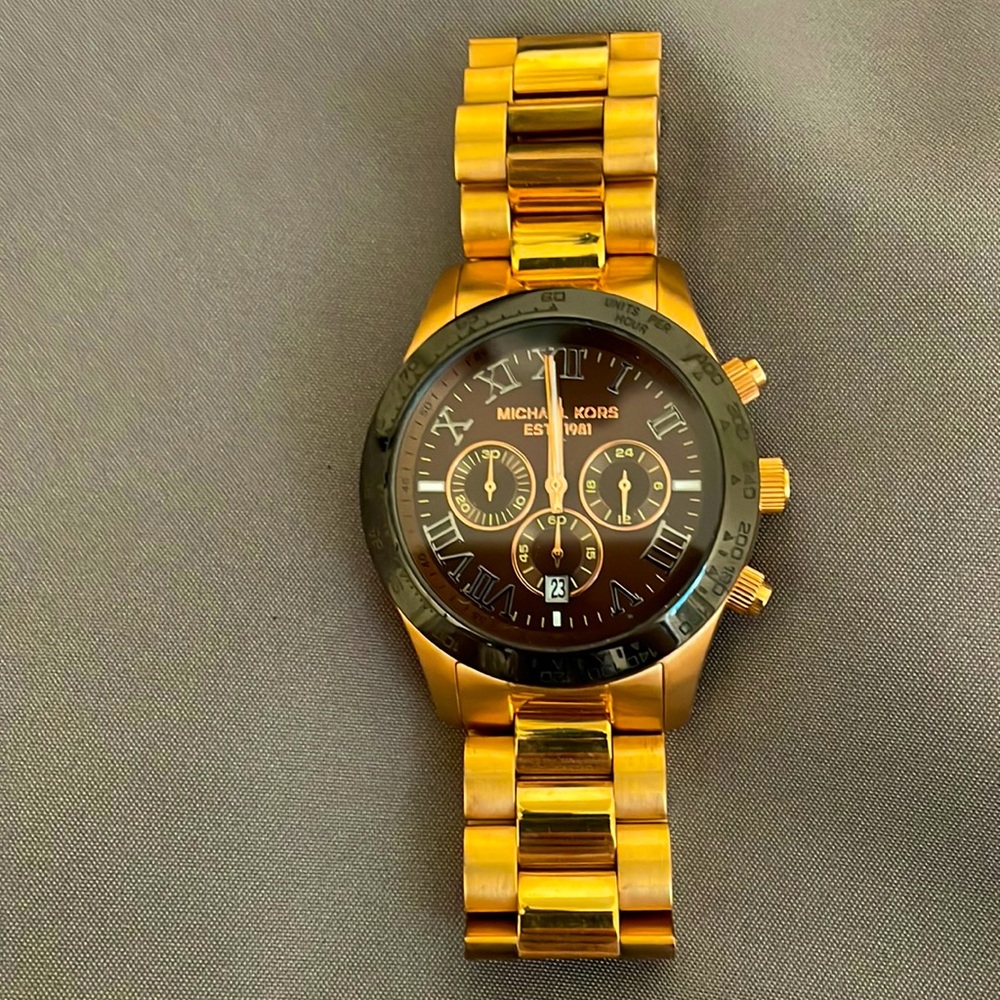 Michael Kors Gold Men’s watch!